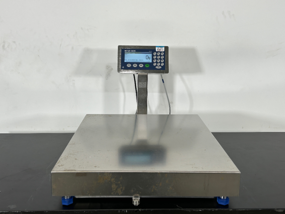 Image of Mettler Toledo ICS439 Digital Scale